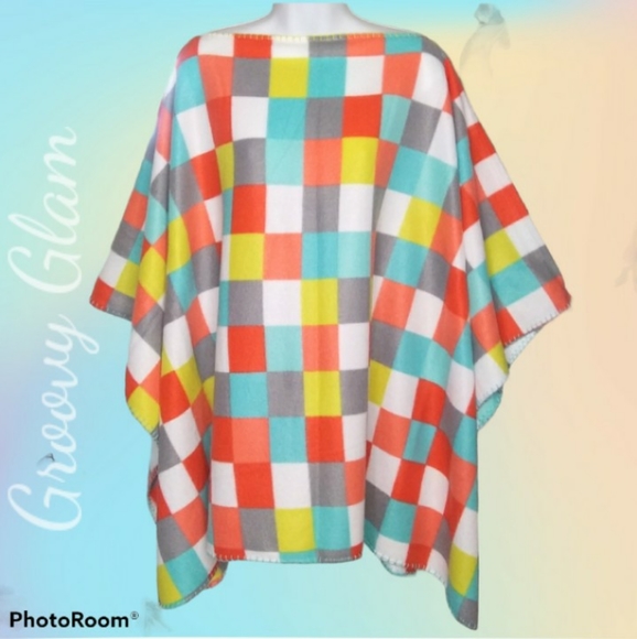 GROOVY GLAM Handmade Multicolored Checkerboard Fleece Poncho